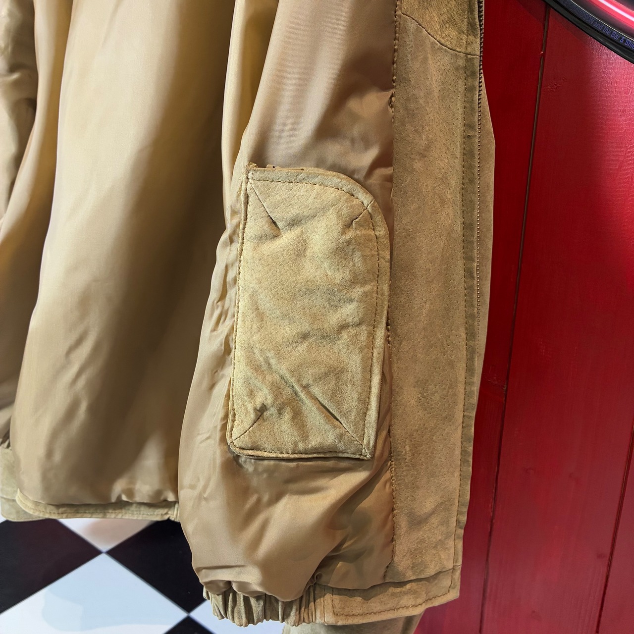 Rainforest Cafe 本革　ヌバックレザージャケット　刺繍　ベージュ　アニマル