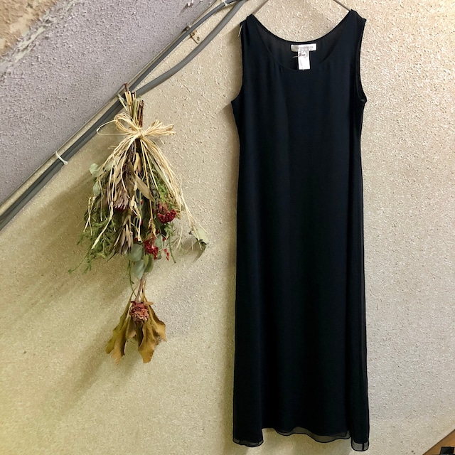 sleeveless one-piece