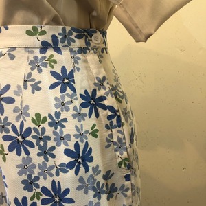 VINTAGE 50s flower rayon shorts