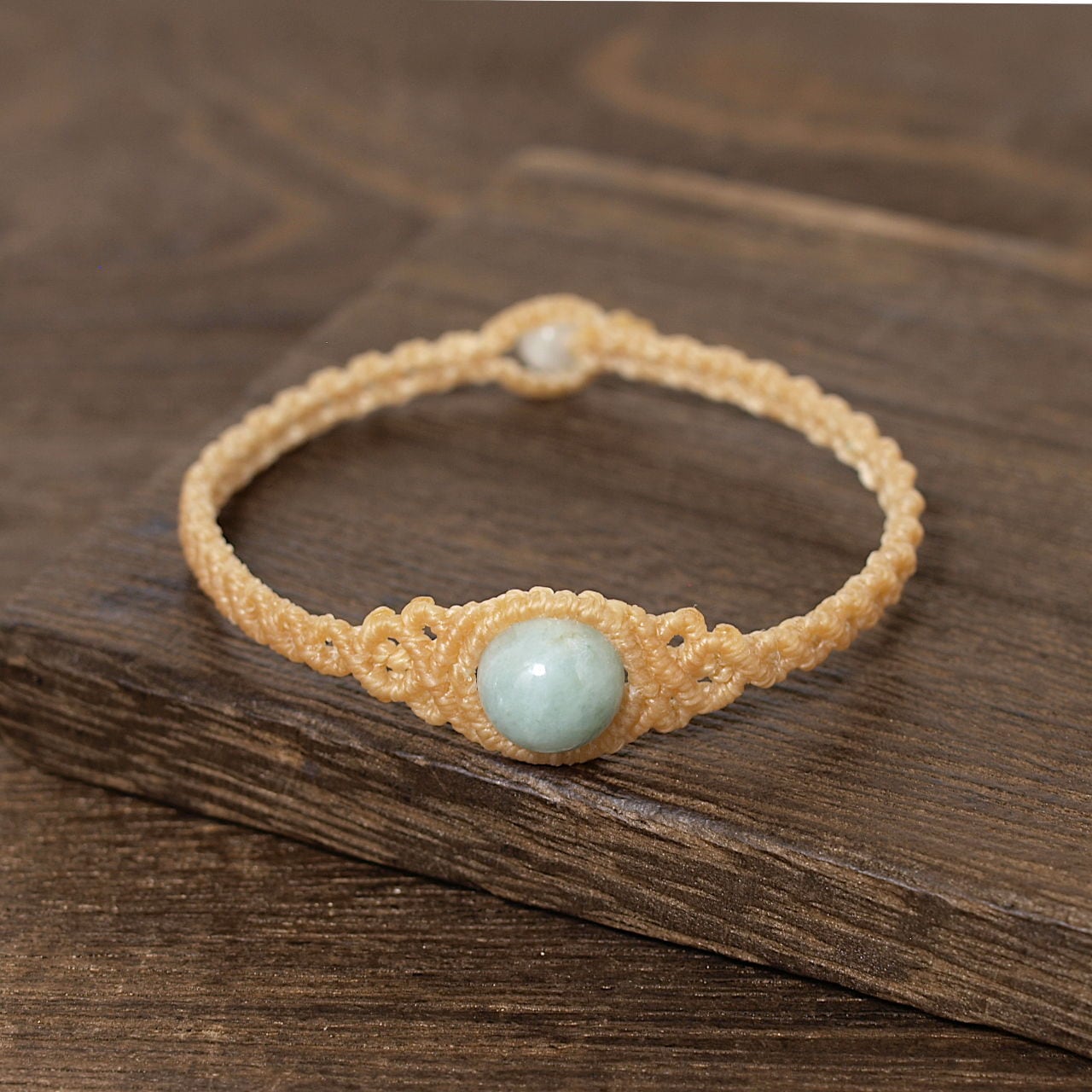 【限定】ジェダイト10ミリ玉ひと粒マクラメブレスレット