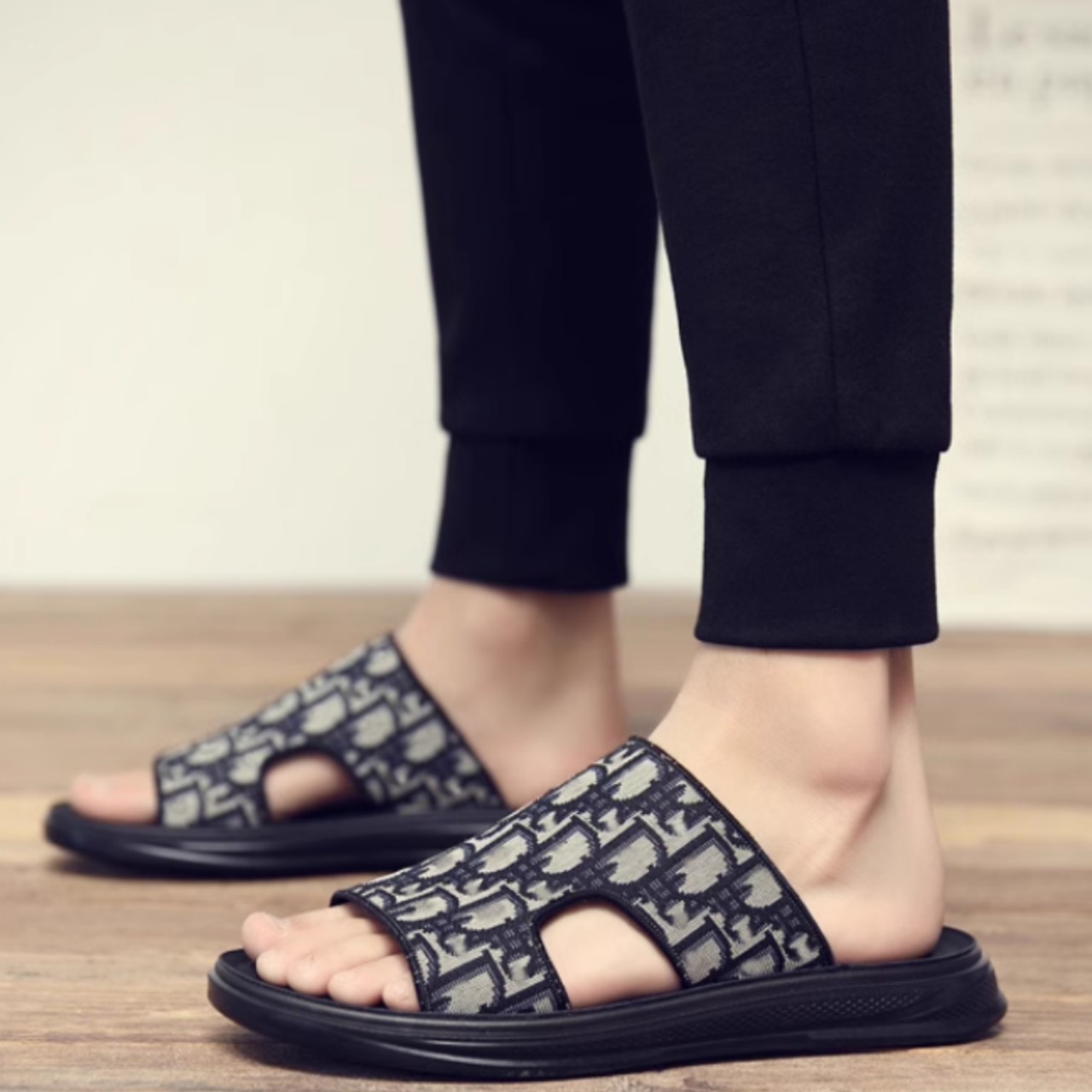 ファッションカジュアルアウターサンダル S0122