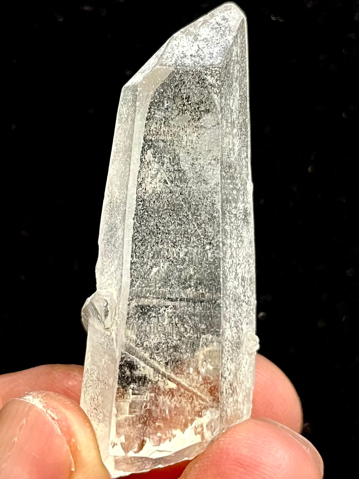 6) 高千穂天岩戸水晶・栄華5(セルフヒールド)中