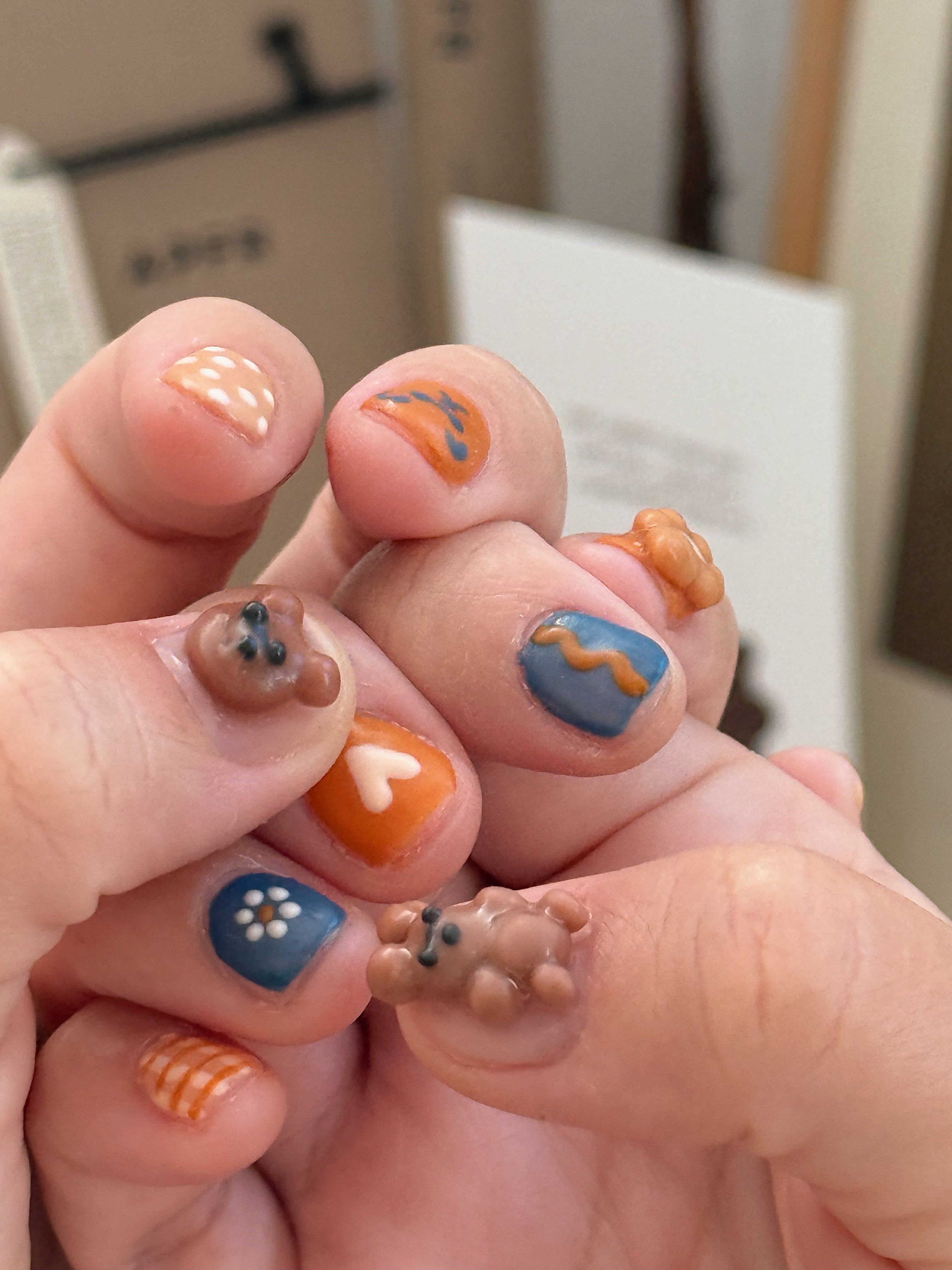 nutsくんのネイルパーツ | ARĀM creations