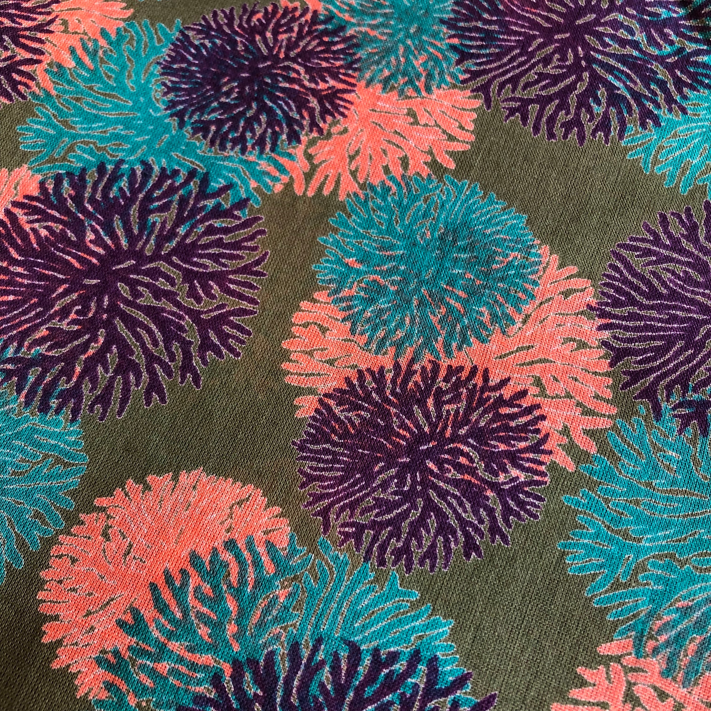 Les Touristes】カーテン