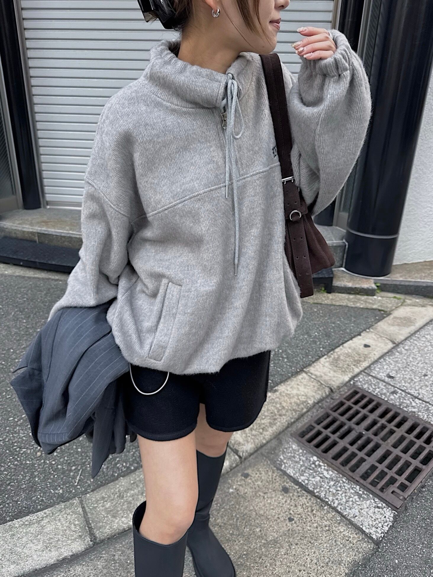 half zip logo volume knit | nananamoe