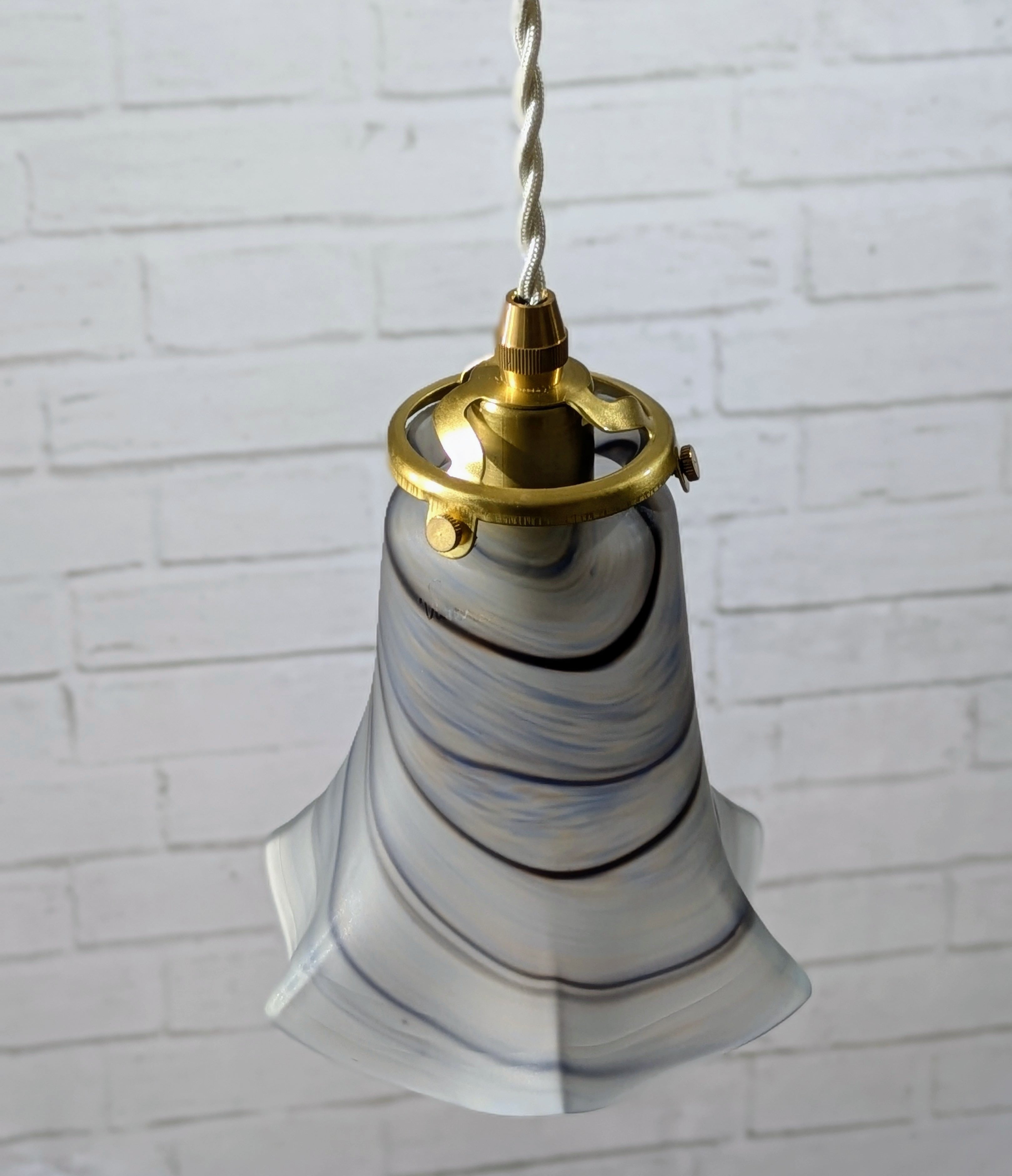 Vianne フランス ヴィンテージ ランプシェード [ルフレ]モアレ