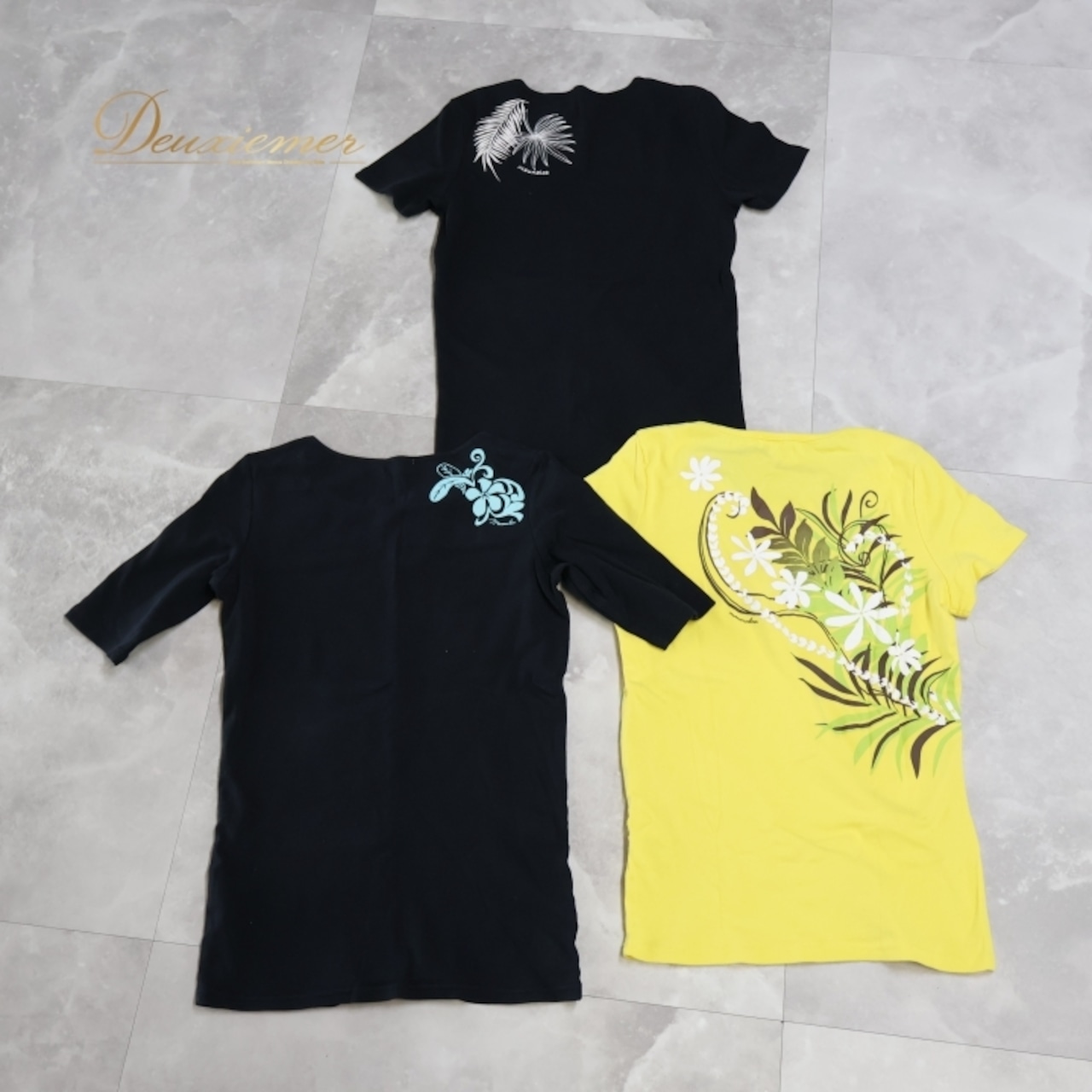 フラダンス 衣装 トップス まとめ売り 全3点 セット マウナロア Maunaloa Tシャツ 黒 紺 黄 花柄 半袖 プルメリア柄 ティアレ柄 かわいい 練習 レッスン 伸縮 ストレッチ ブラック系 ネイビー系 イエロー系