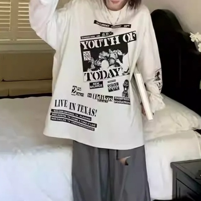 フォトコラージュプリントロングスリーブTシャツ 1col   R01857