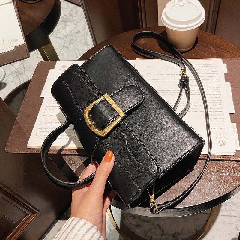 ウィンタースタイル 冬物 クロスボディ スクウェア 手作りハンドバック37140120570