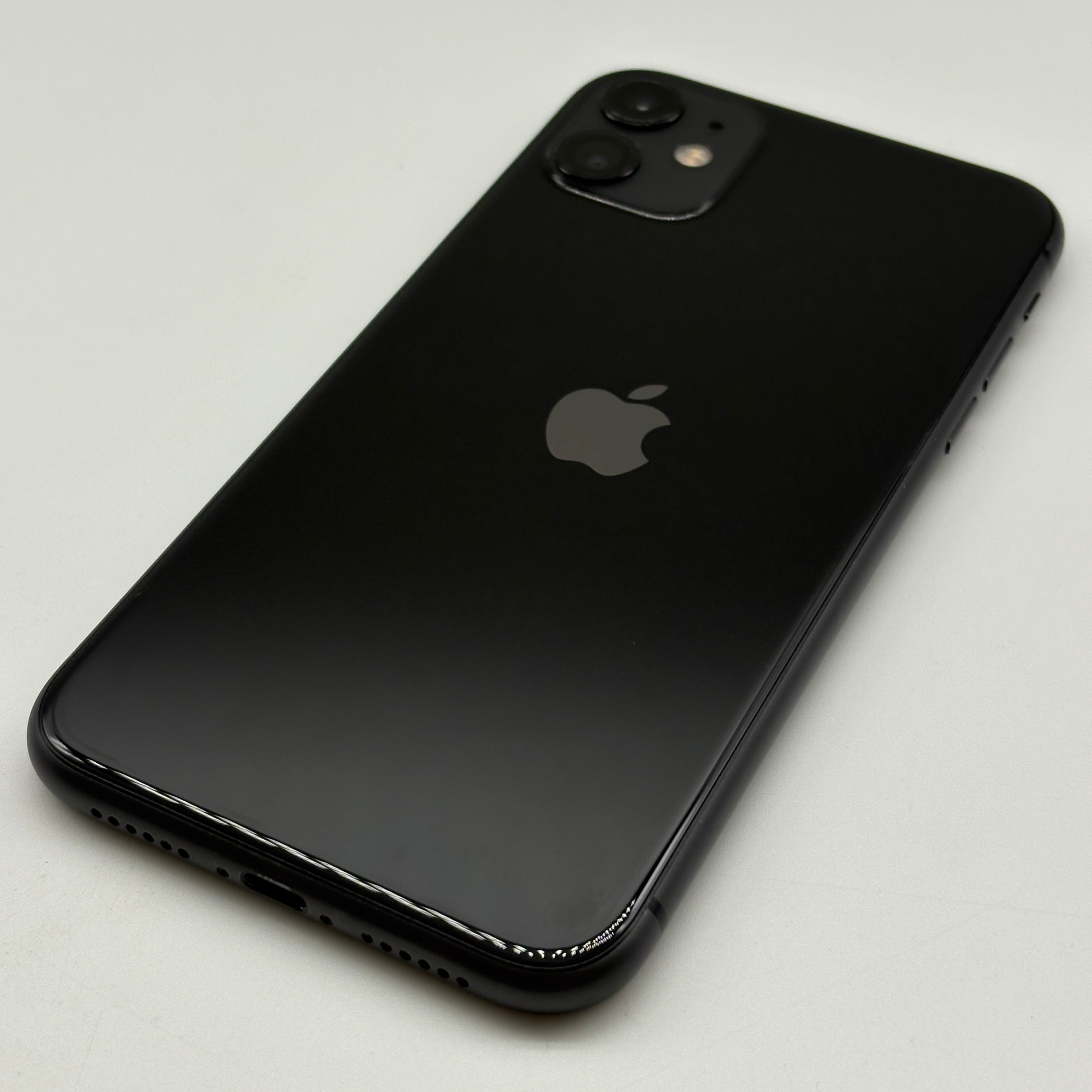 iPhone11 128GB ブラック アイフォン本体 SIMフリー SIMロック解除済み