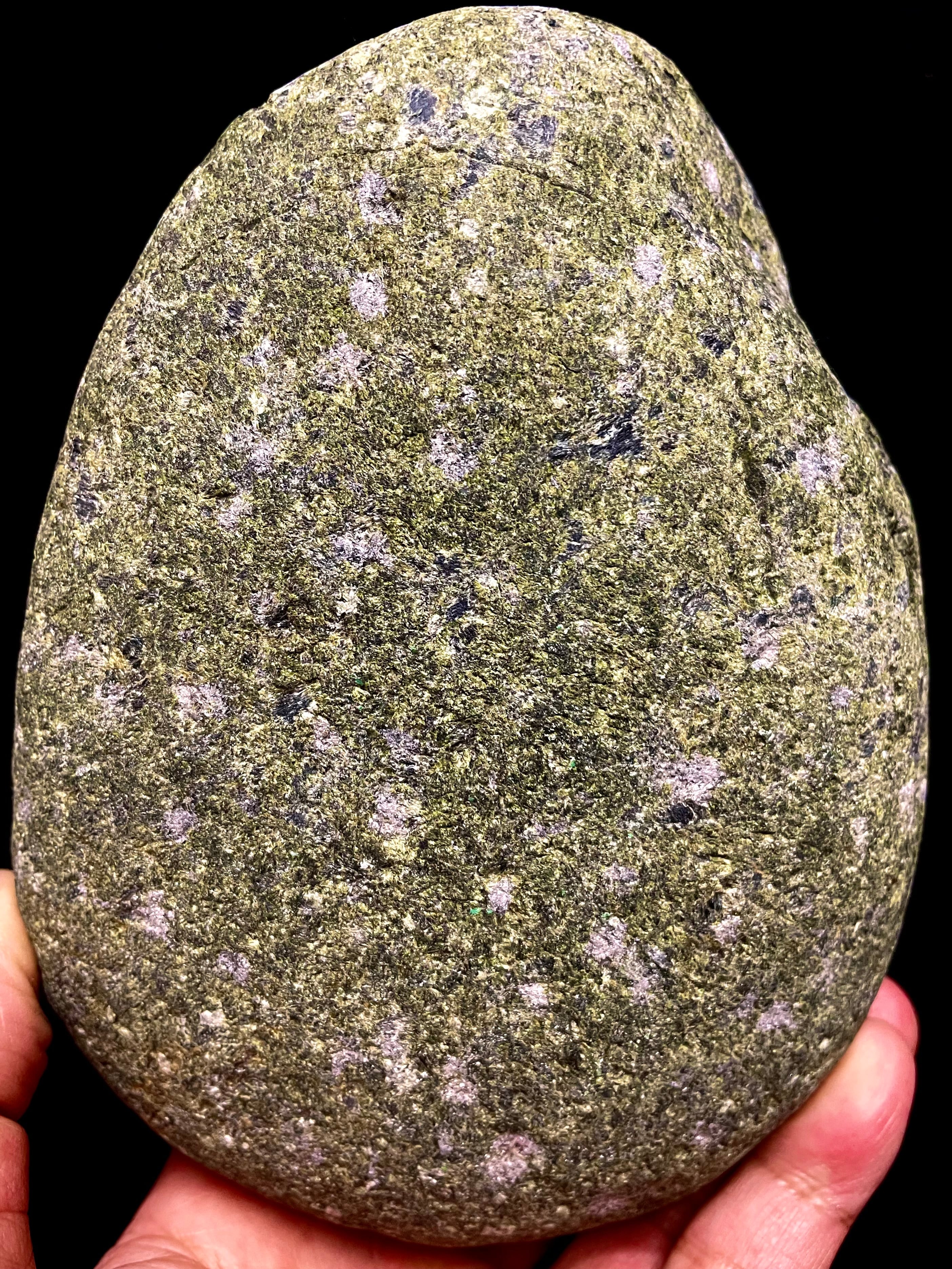 1) 日本人の「心」に寄り添う御守り!新たな自分自身への成長「糸魚川蛇紋岩」サーペンティン特大