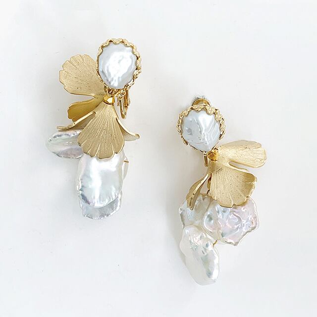 ゴールドパピヨン&淡水パールイヤリング/ピアス【TER-198-GO】