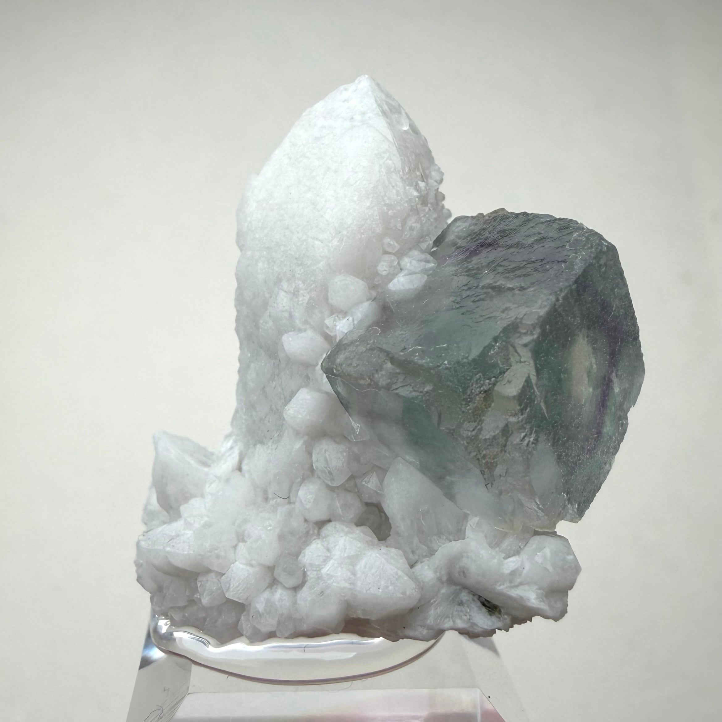 フローライト / クォーツ【Fluorite with Quartz】中国産