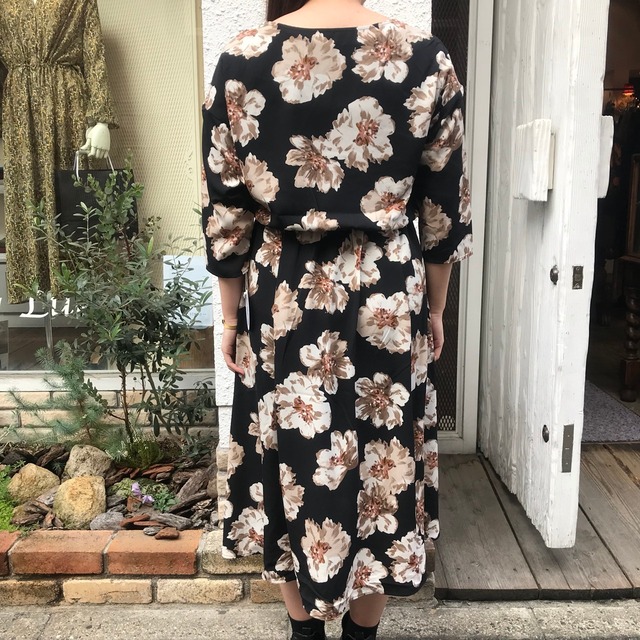 Anana 花柄ワンピース Lucy Lue