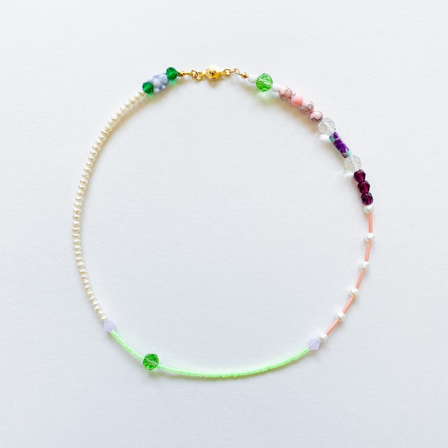 淡水パールとビーズのネックレス