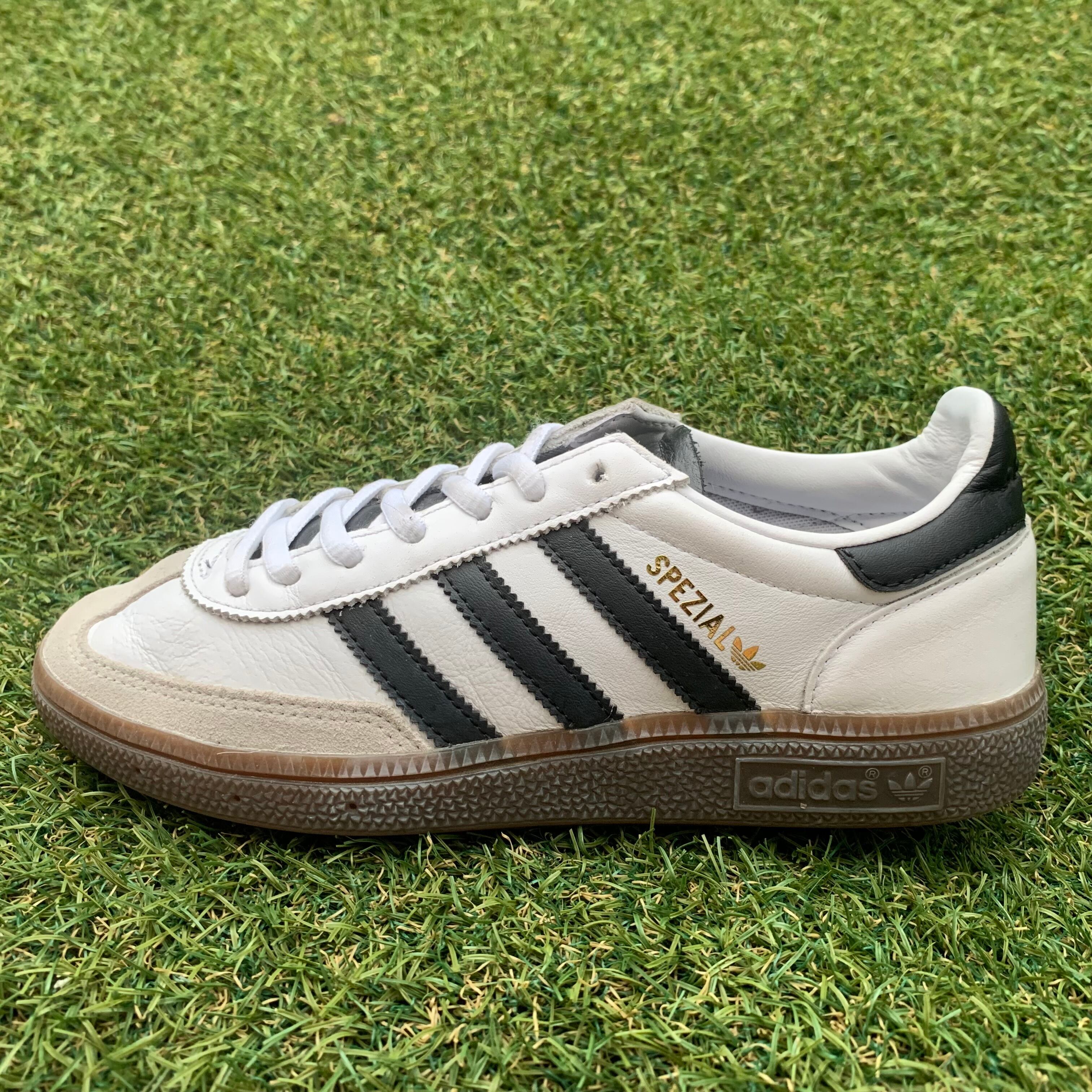 adidas HANDBALL SPEZIAL アディダス ハンドボール スペツィアルHC501