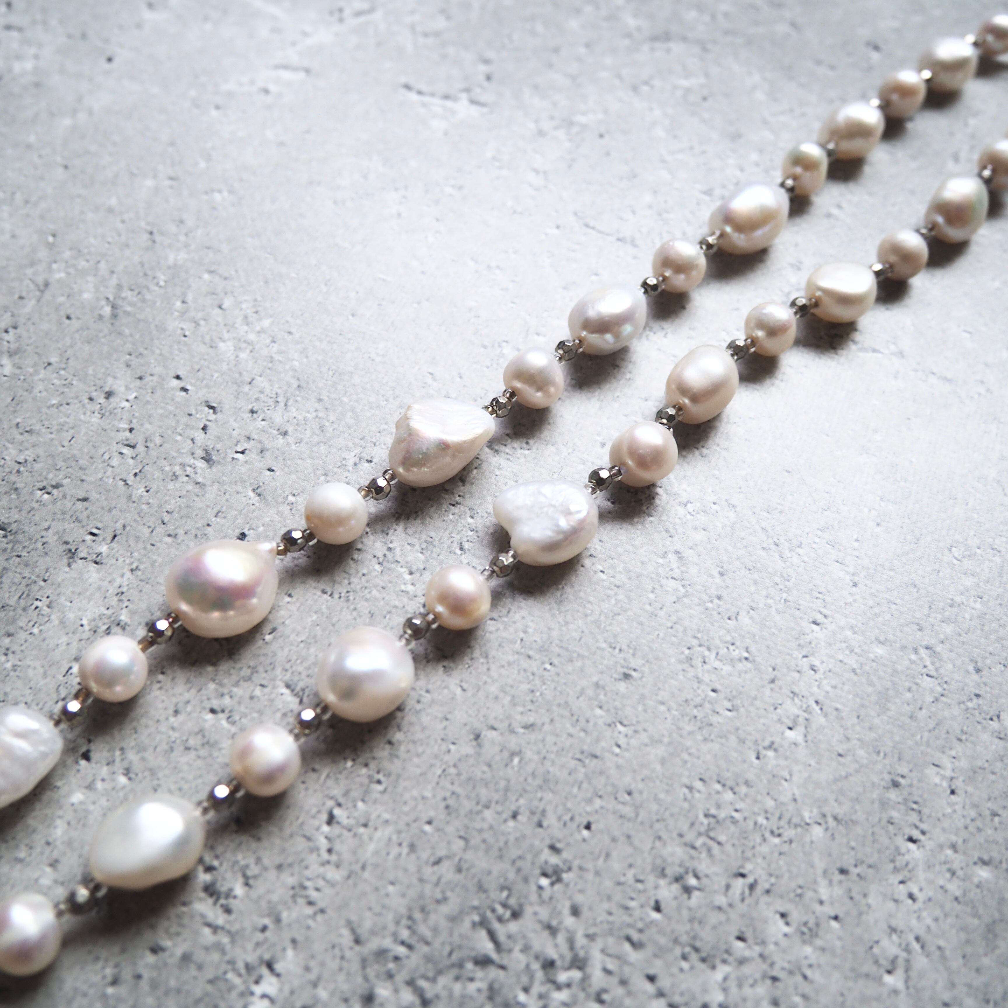 Baroque pearl × Bijou combinations vintage long necklace