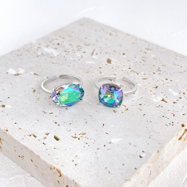 パラダイスシャイン・大粒ビジューリング✧クリスタルガラス・ファッションリング