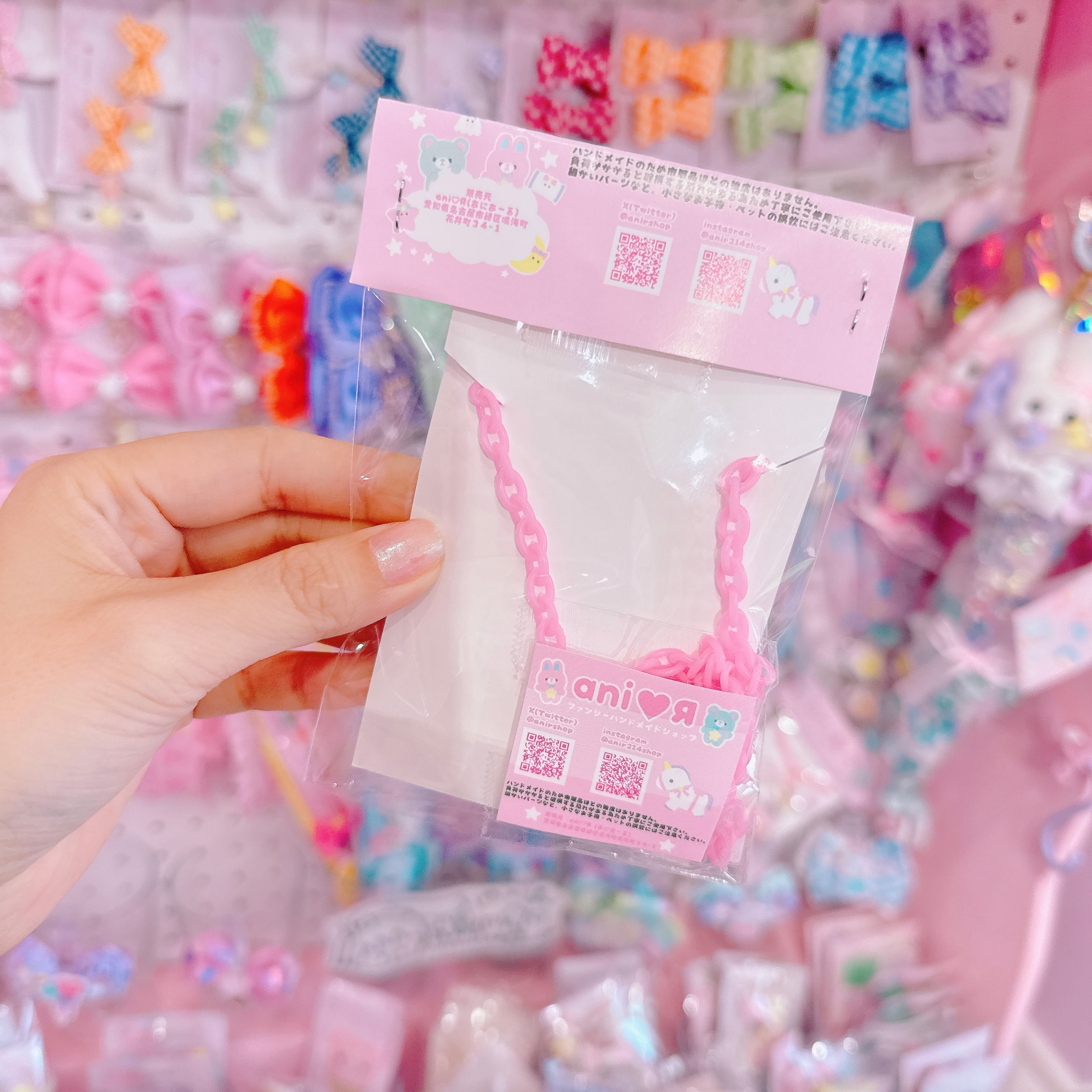 【S3】2-2ペンギンアイスネックレス