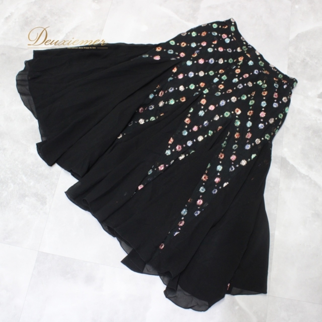 社交ダンス 衣装 スタンダード スカート レッスンウェア 女性用 レディース オールシーズン 黒 ブラック系 ラメ キラキラ カラフル レース おしゃれ 上品 丈感 フレア スカート ドレス スポーツ シンプル ダンス ウェア ユニフォーム 軽量 繊細 高品質