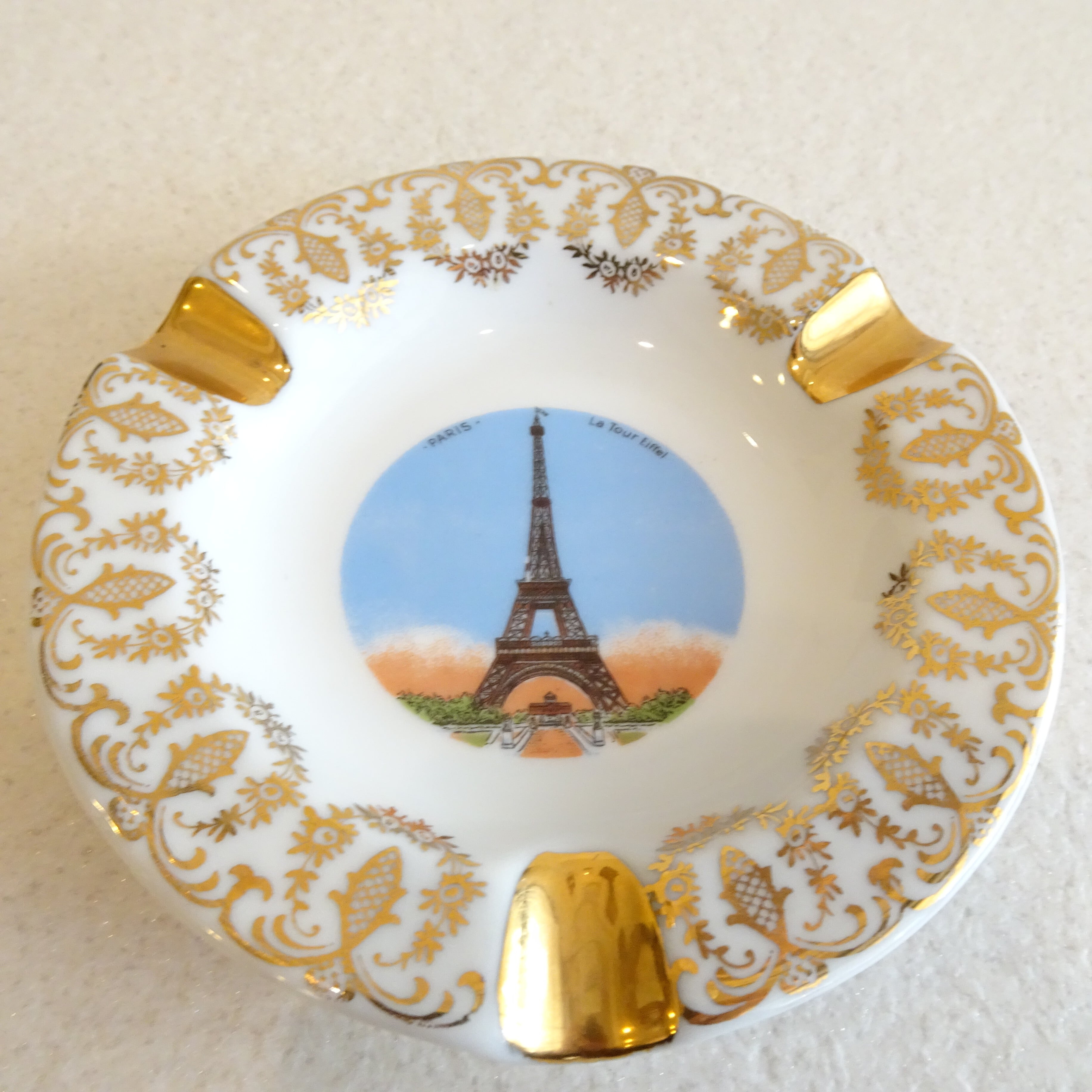 ★新品箱入り★500限定品★Chopard 高級灰皿 リモージュ磁器【超激レア】 ☆新品箱入り☆500限定品☆Chopard 高級灰皿 リモージュ磁器【超激レア】