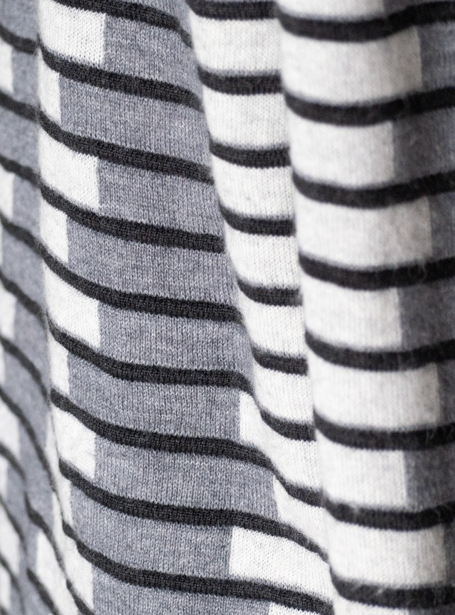 "KRIS CASSIA" 1990s Shadow block border knit