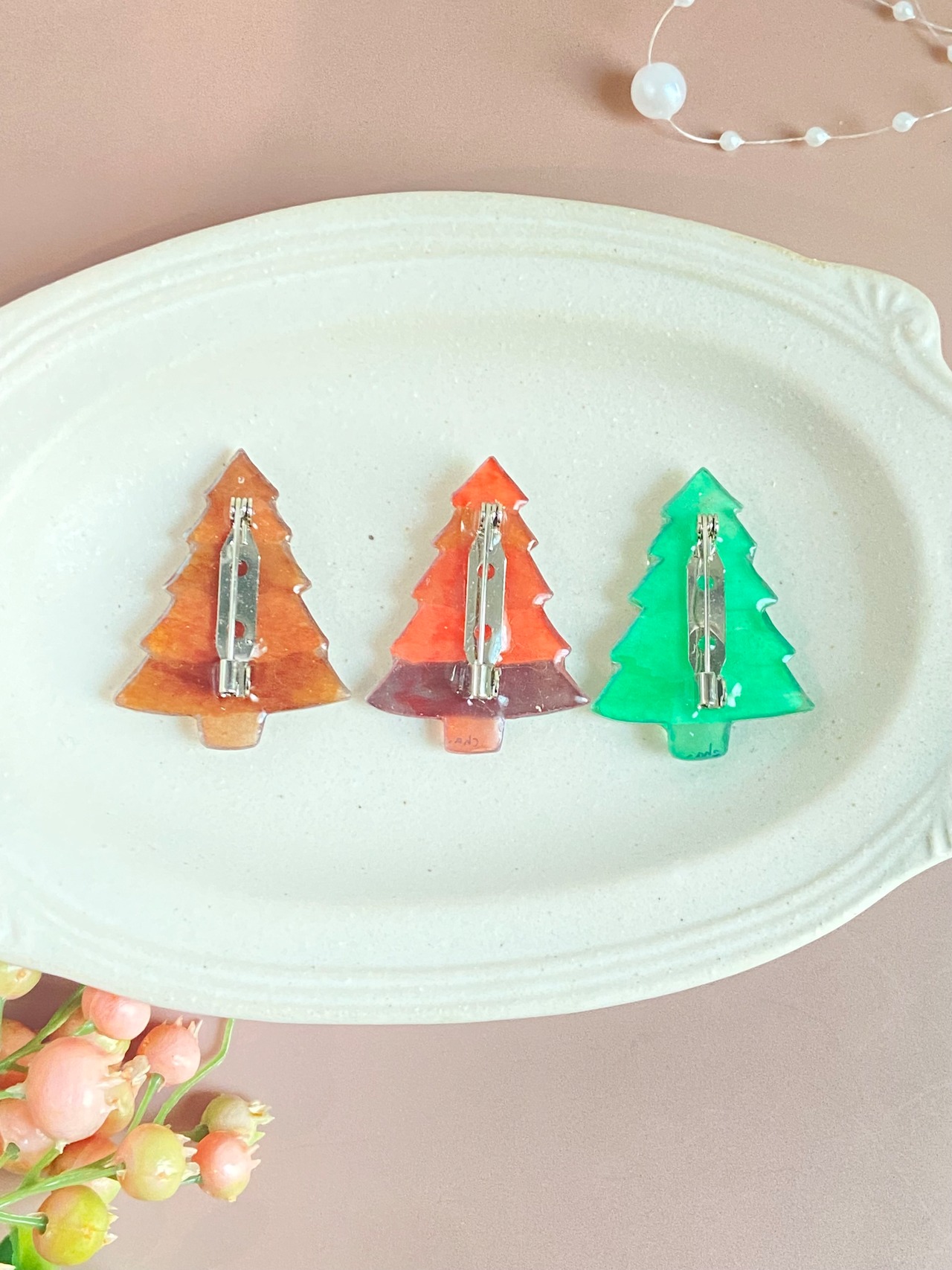 ブローチ『彩りアイシングクリスマスツリー』