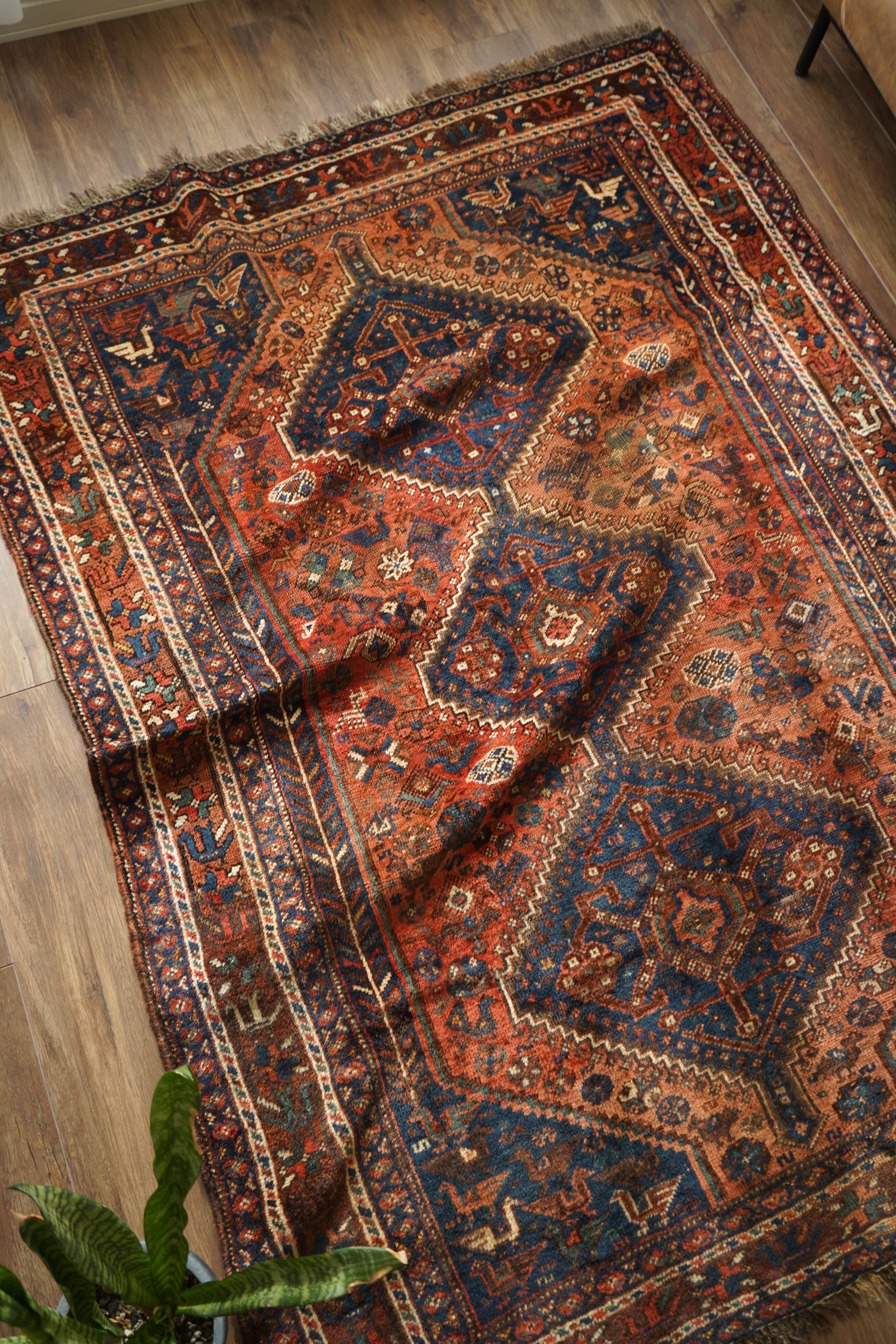ヴィンテージラグ専門店 TIME RUG (ペルシャ絨毯・トライバルラグ) ヴィンテージラグ専門店 TIME RUG (ペルシャ絨毯・トライバルラグ)