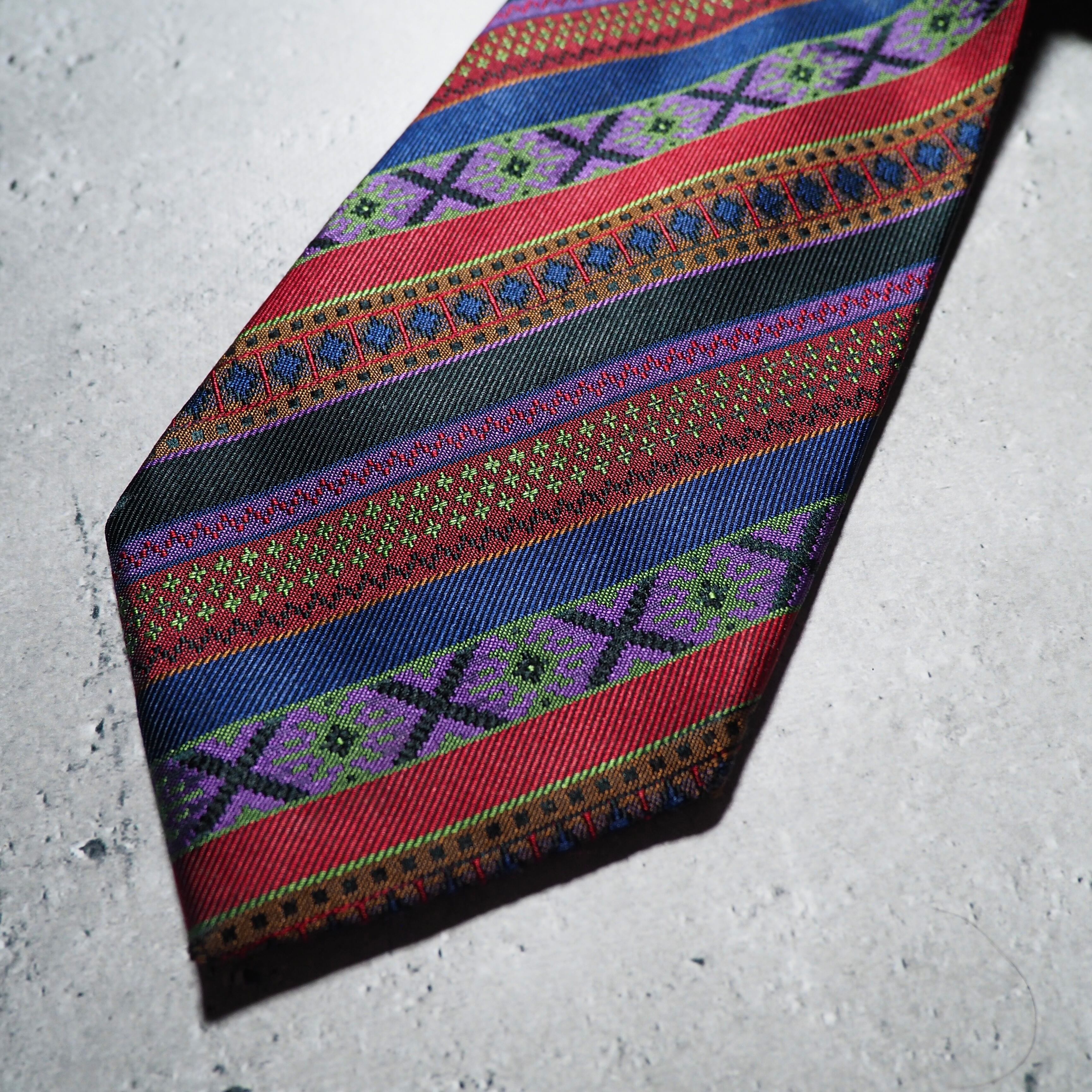 1990s ” KENZO ” Beautiful Bewitching pattern Design vintage silk Tie