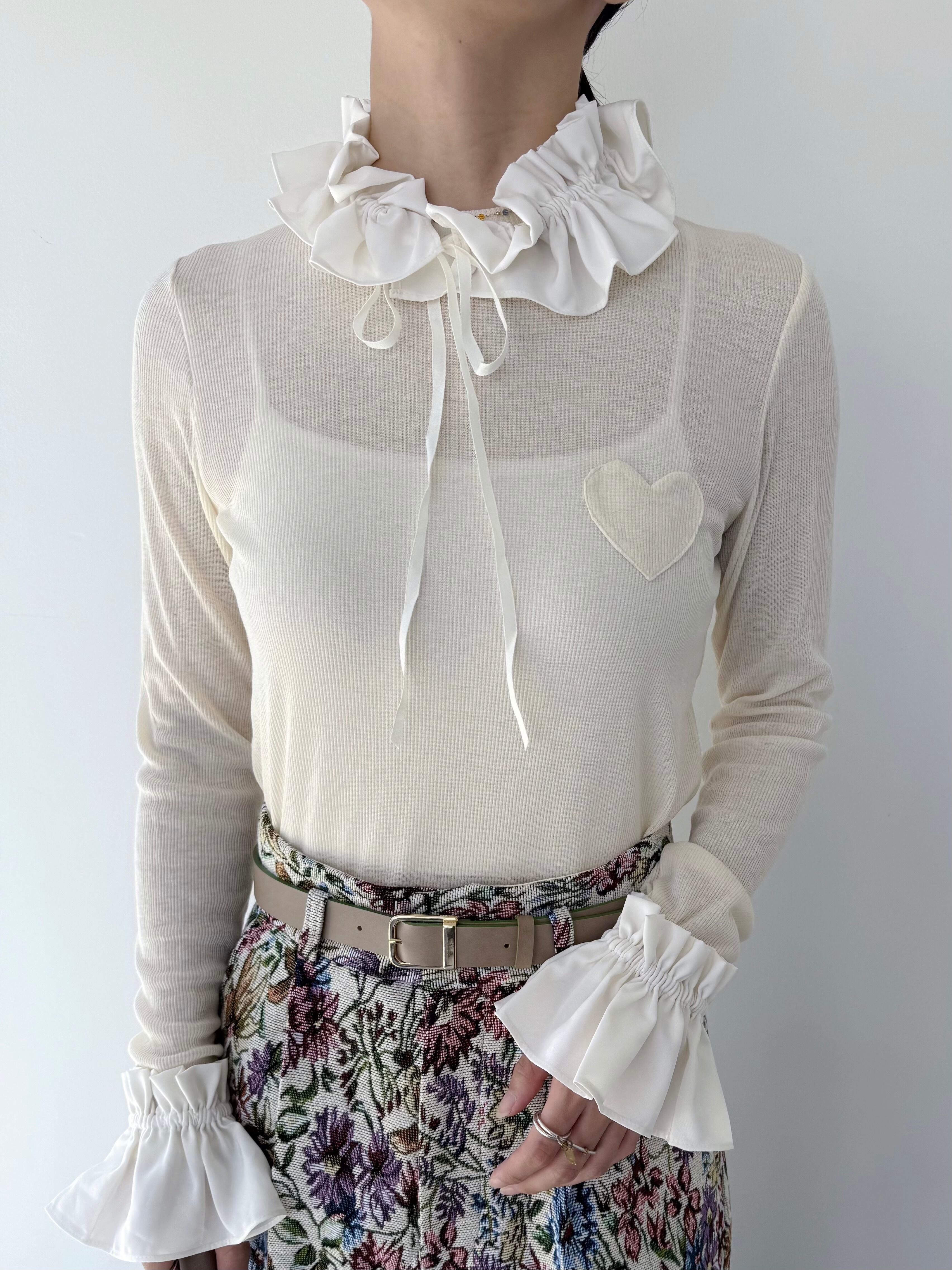 【MUVEIL】フリルデザインスウェット　美品 MUVEIL】フリルデザインスウェット 美品
