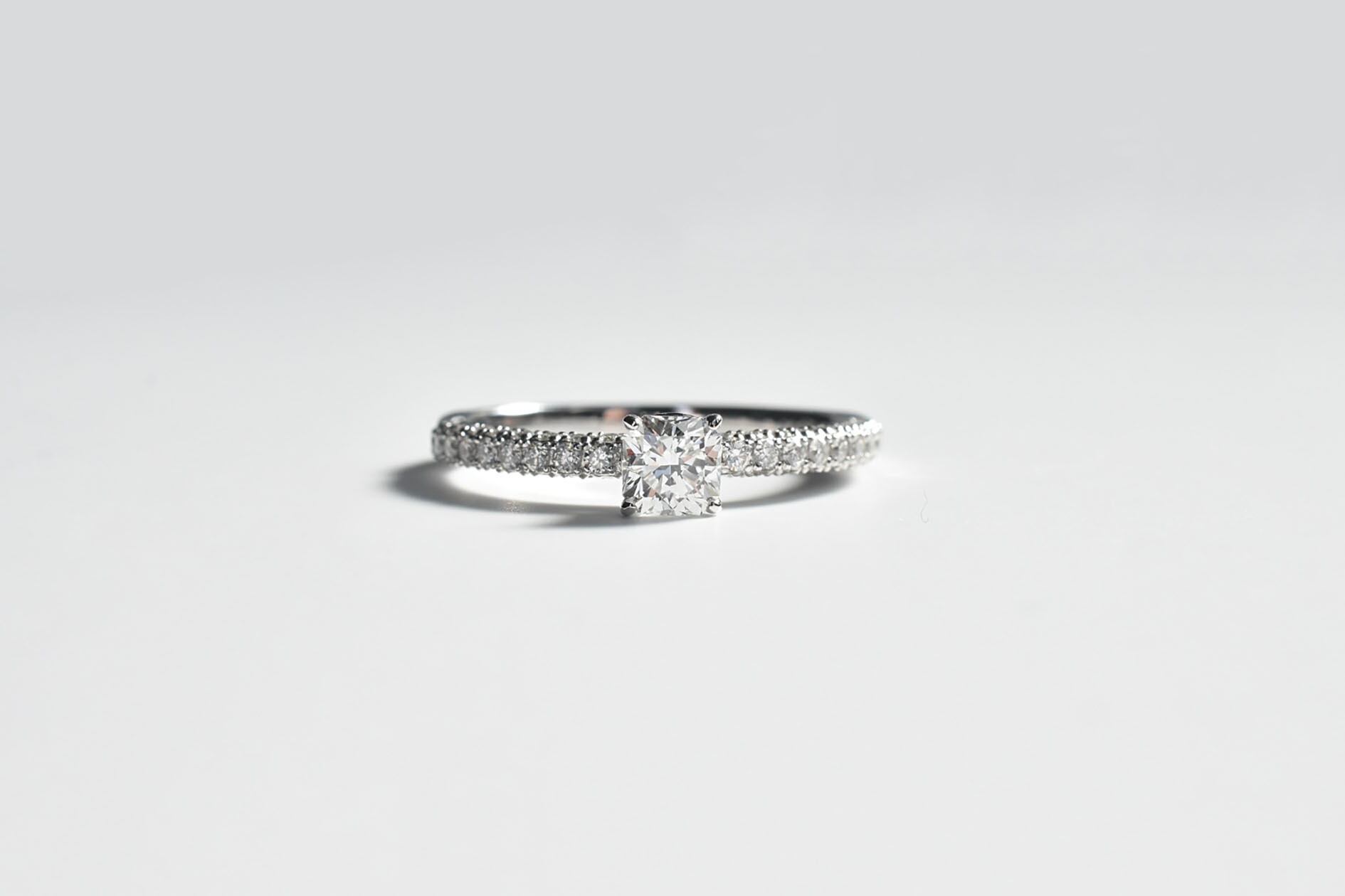 フランダース ブリリアント ダイヤモンド リング 0.347ct / E