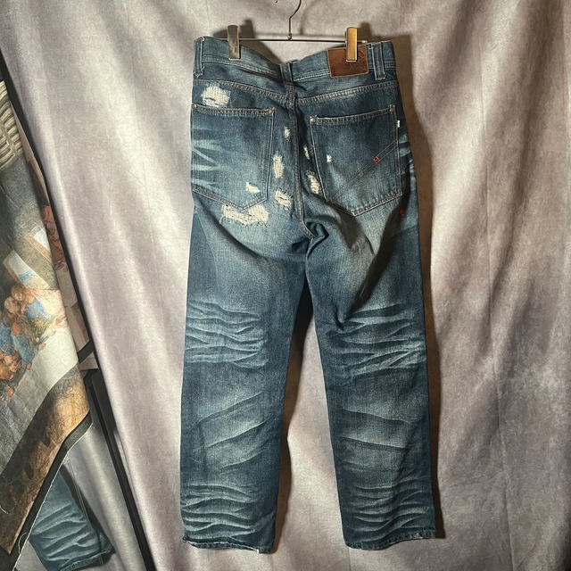 painting damage denim pants