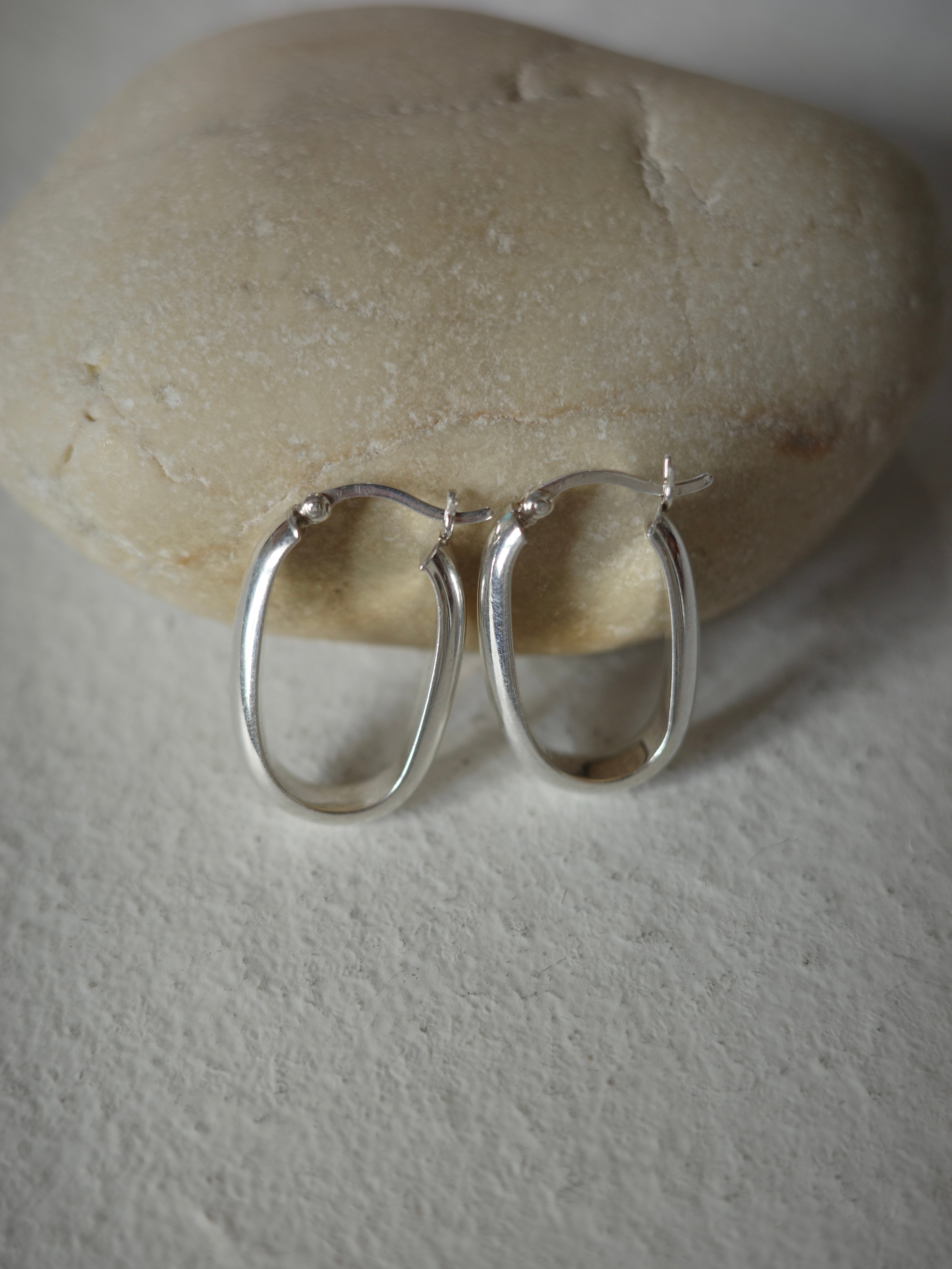 <vintage silver925>oval hoop pierce