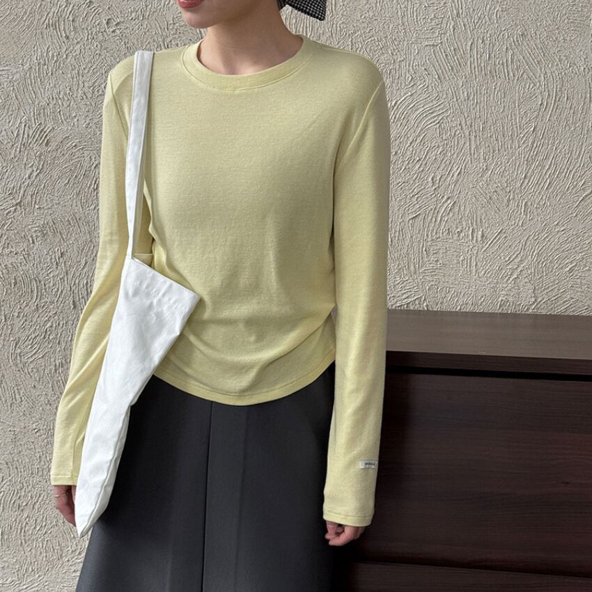 slim-fit cut-and-sew top　J00467