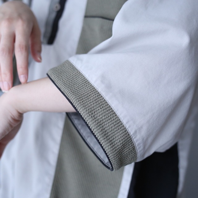 good coloring switching design over silhouette rib pullover