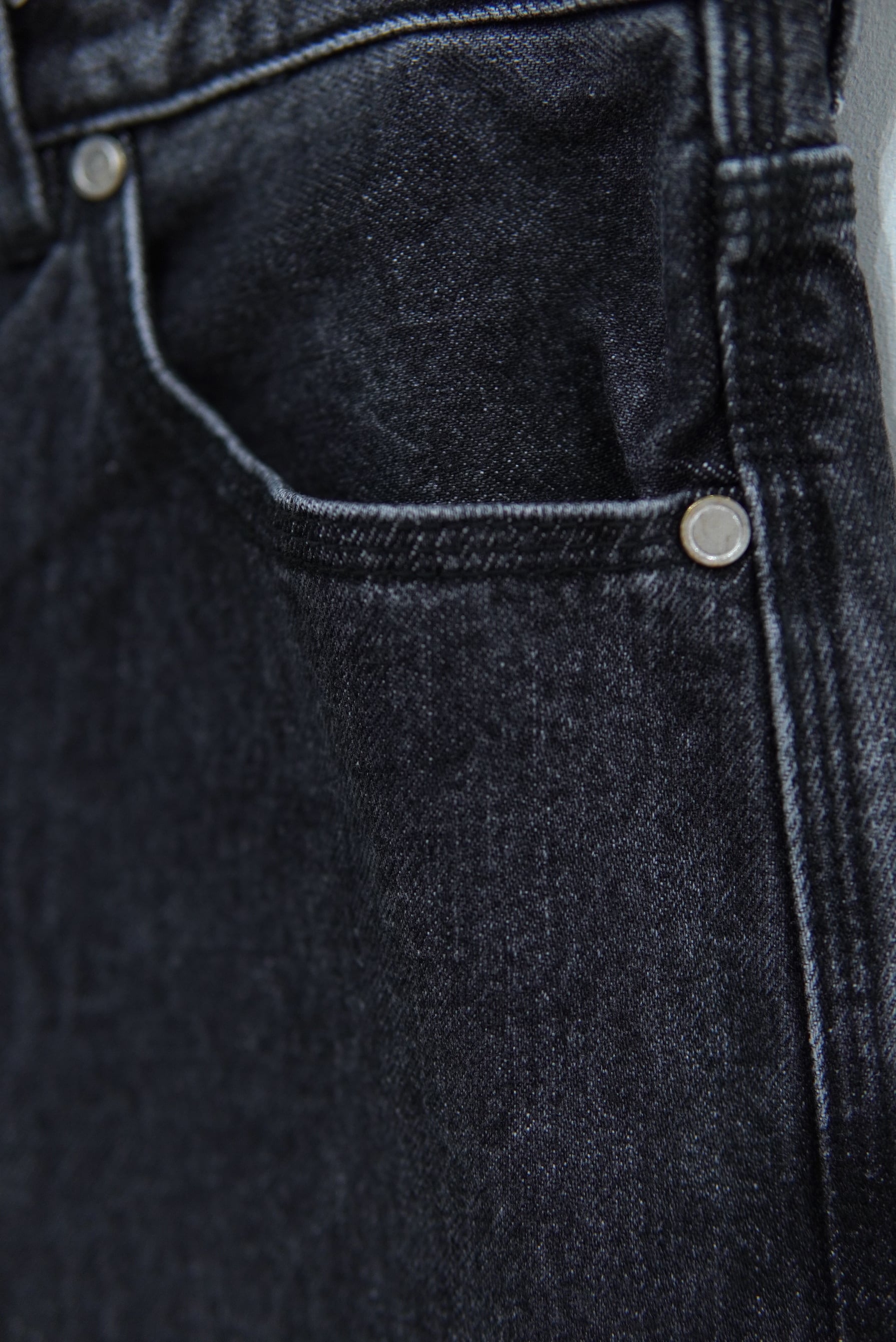 OUAT / OFFICE JEANS / BLACK SIZE-3 | POETRY