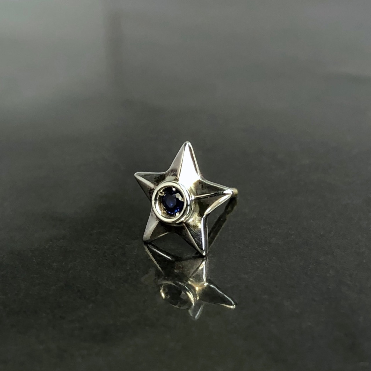 STAR STUD with SAPPHIRE / スターピアス・サファイア