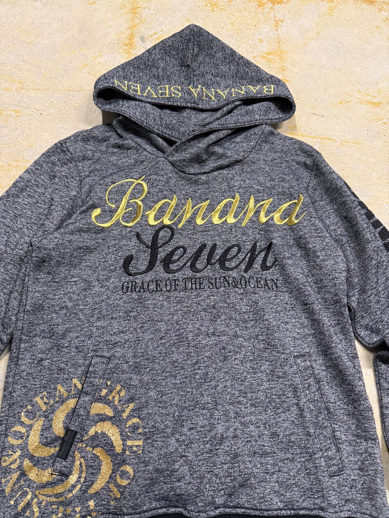 00's design hoodie