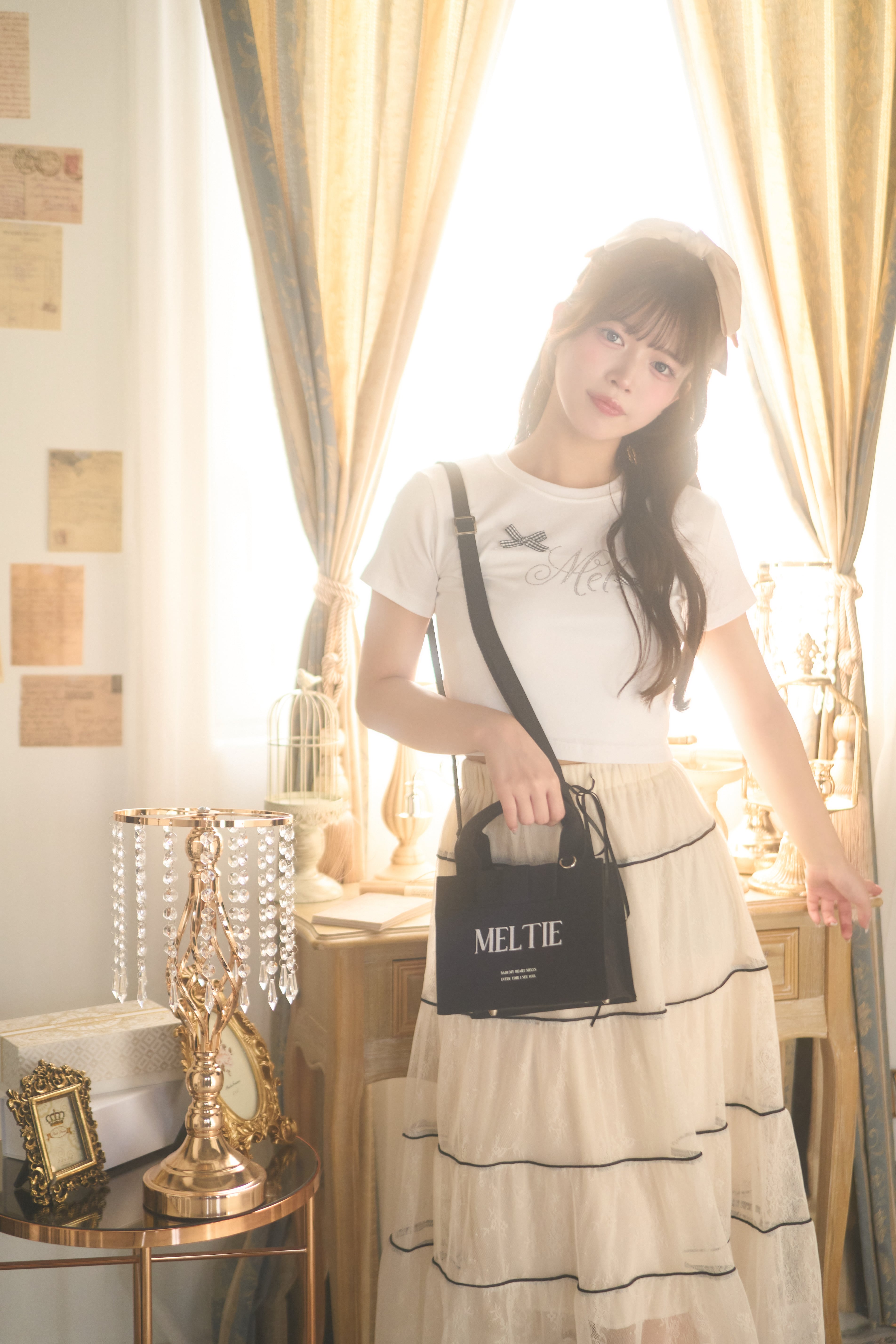 Mel. ribbon tops