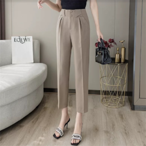 【送料無料】テーパードパンツ 2色 ボトム 秋 エレガント系 ハイウエスト きれいめ 大人可愛い 無色 30代 40代 レディースファッション 可愛い お出かけ 女子会 デイリーユース お茶会 お呼ばれ 授業参観 パーティ シンプルデザイン ボタン