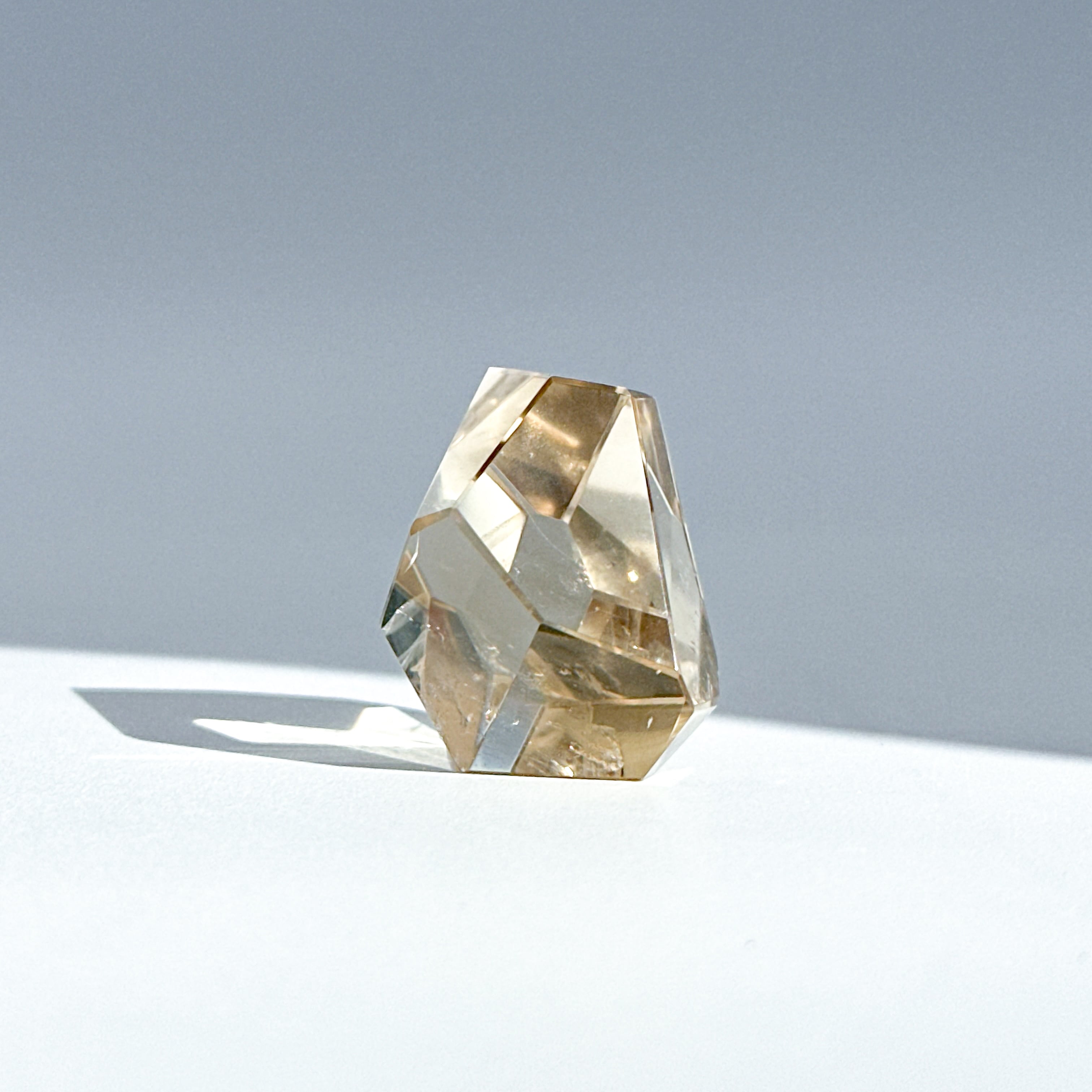 亀型（シトリン） シトリン（黄水晶） フリーフォーム72◇ Citrine ◇ 天然石・鉱物