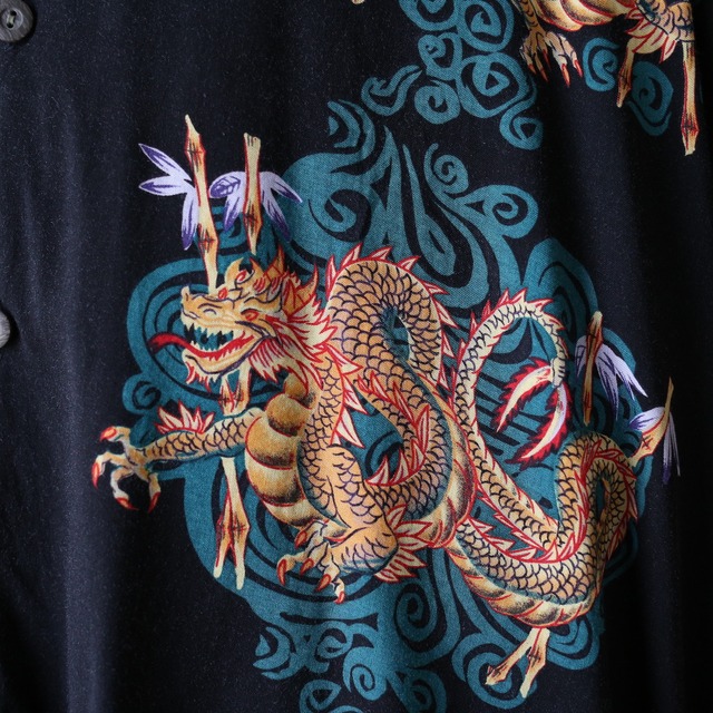 "龍" motif good coloring pattern over silhouette open collar s/s shirt
