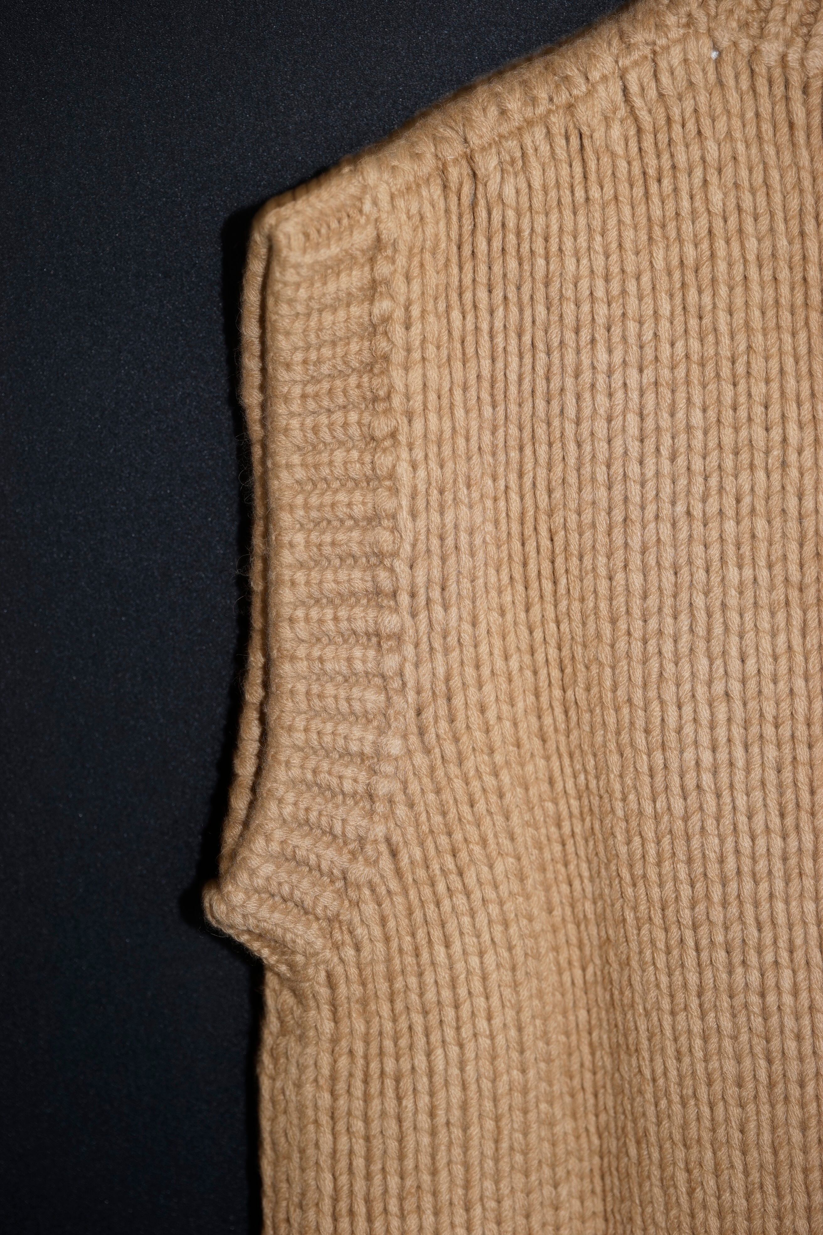 cristaseya - CAMEL LONG VEST | EMA cristaseya - CAMEL LONG VEST | EMA