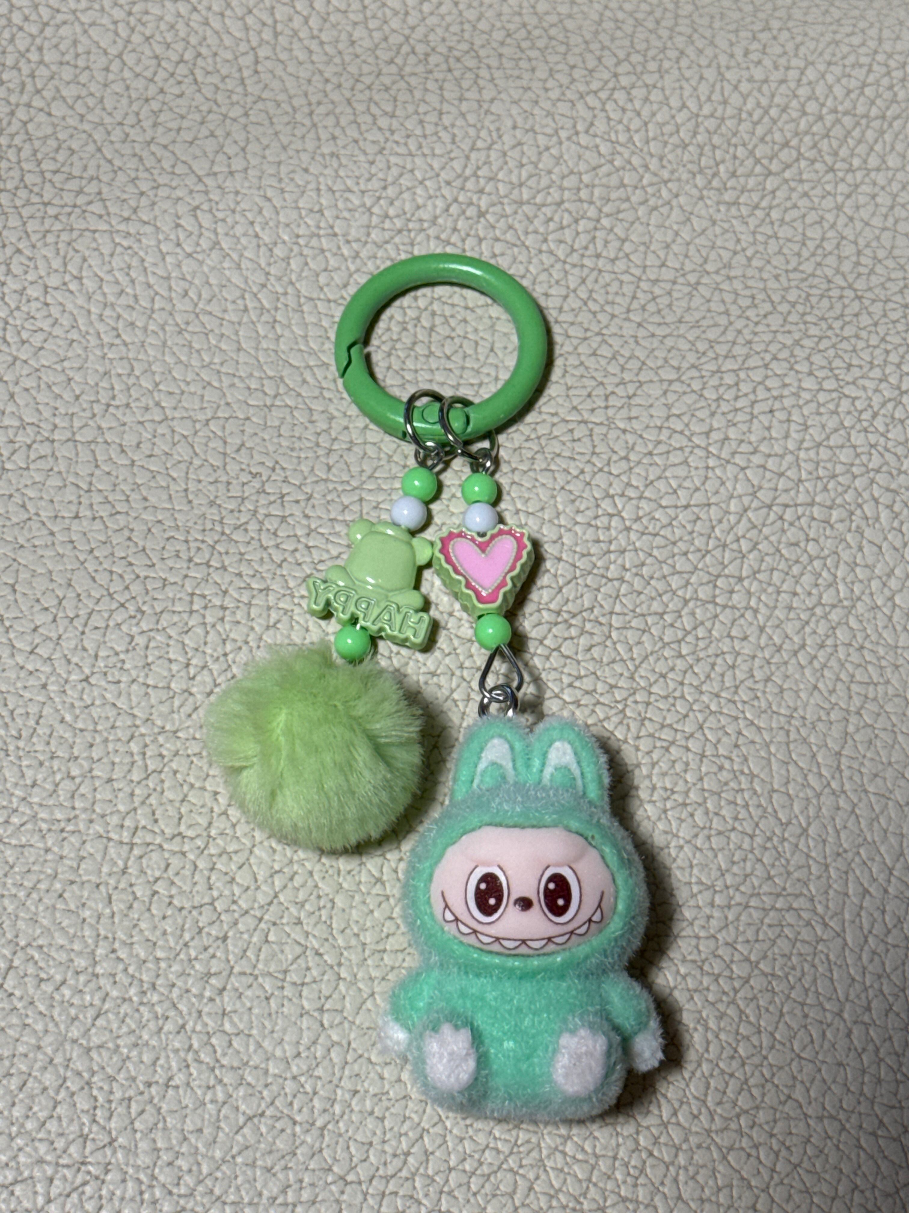 専用 ハンドメイド 刺繍 フトアゴヒゲトカゲ バッグ キーホルダー