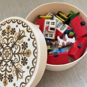 ドイツ・ザイフェンの木工芸品 | 木ままや