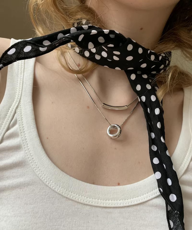 ドット柄トライアングルスカーフ R0046