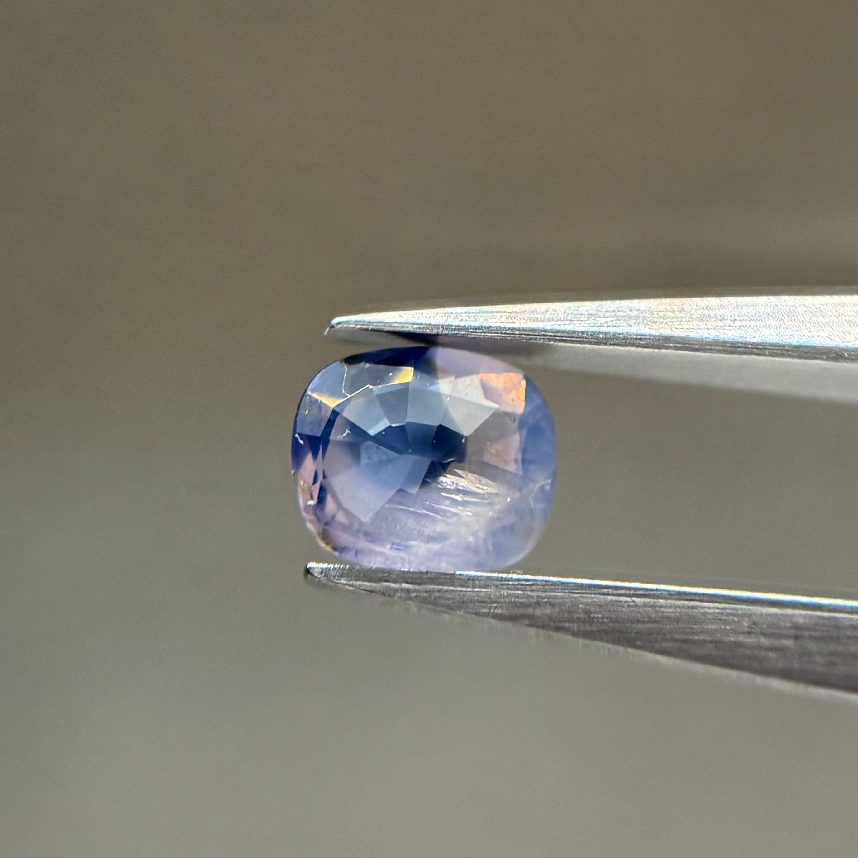 シルキーサファイア 0.845ct | scintillétoile