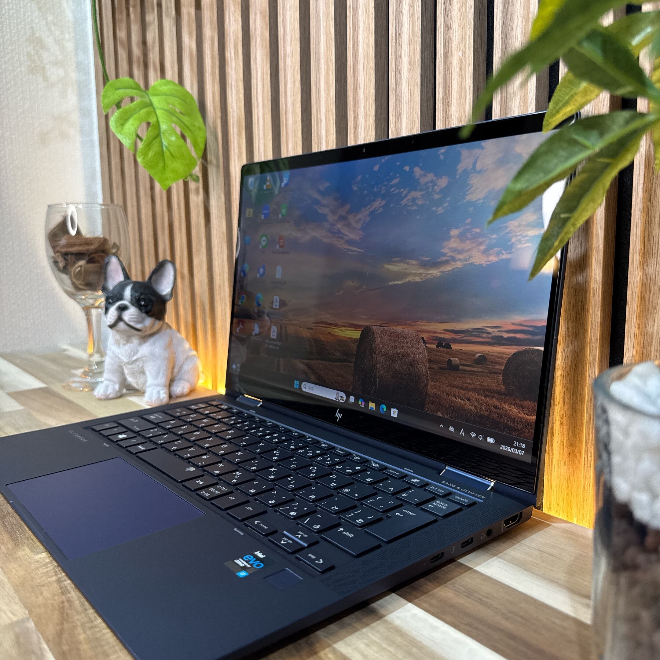 LTE対応最上位i7‼️EliteDragonfly G2☘16GB☘ノートPC 公式ショップ限定価格❣️/ LTE対応《最上位i7搭載》タッチ対応【HP