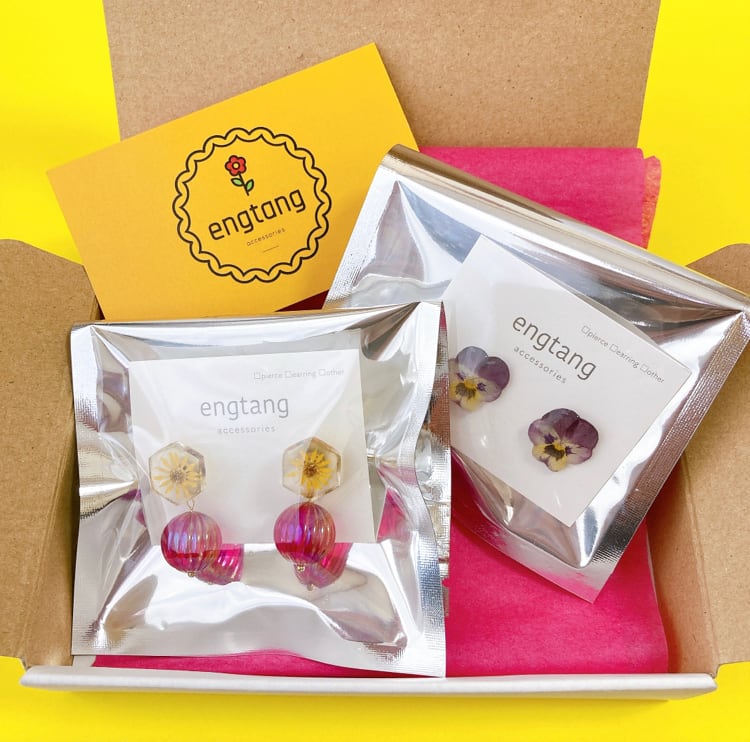 ribbon ( mimosa ) ピアス / イヤリング