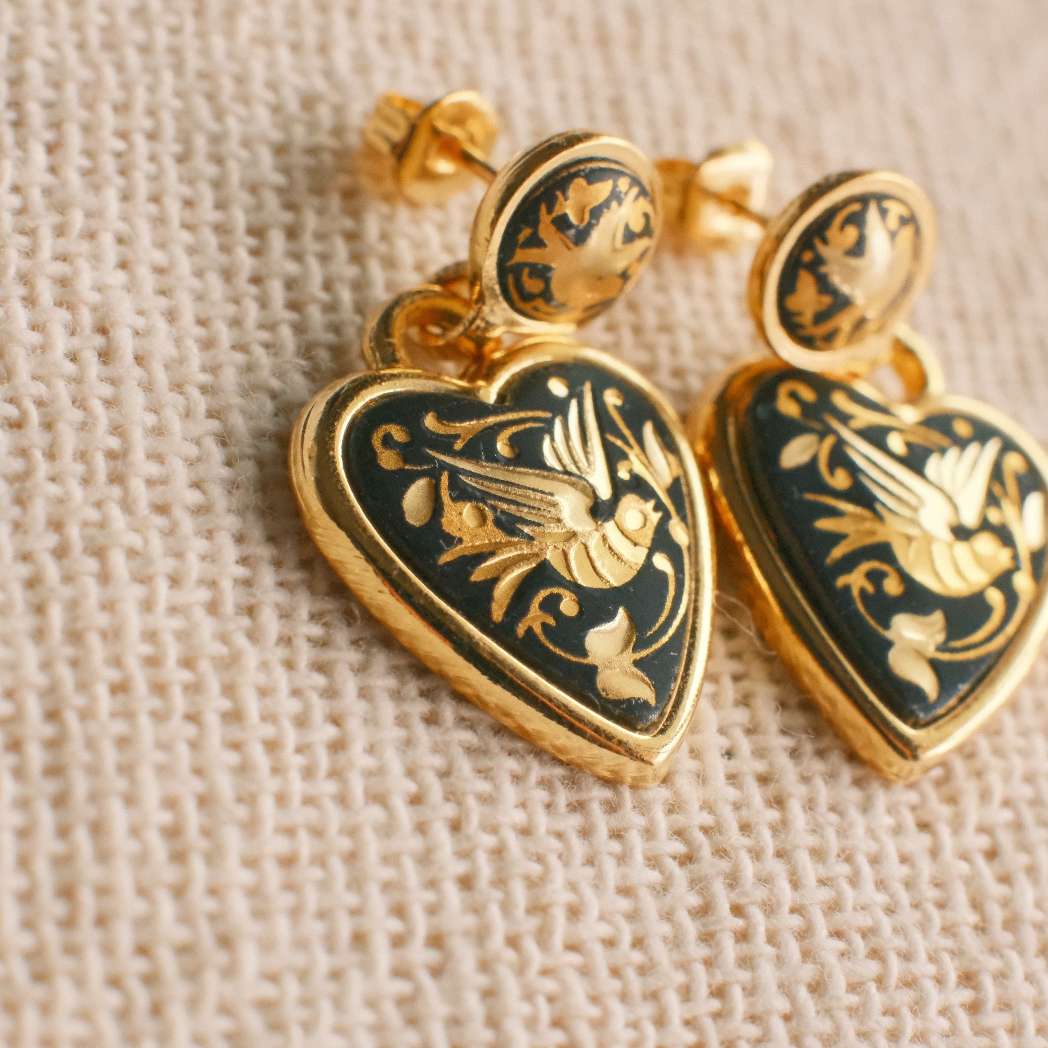 Continental Collection 1: ダマスクスピアス 